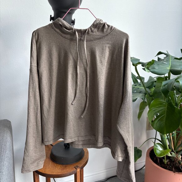 Girlfriend Collective Womens Cropped Hoodie - RESET collection - tan - large - Picture 2 of 7